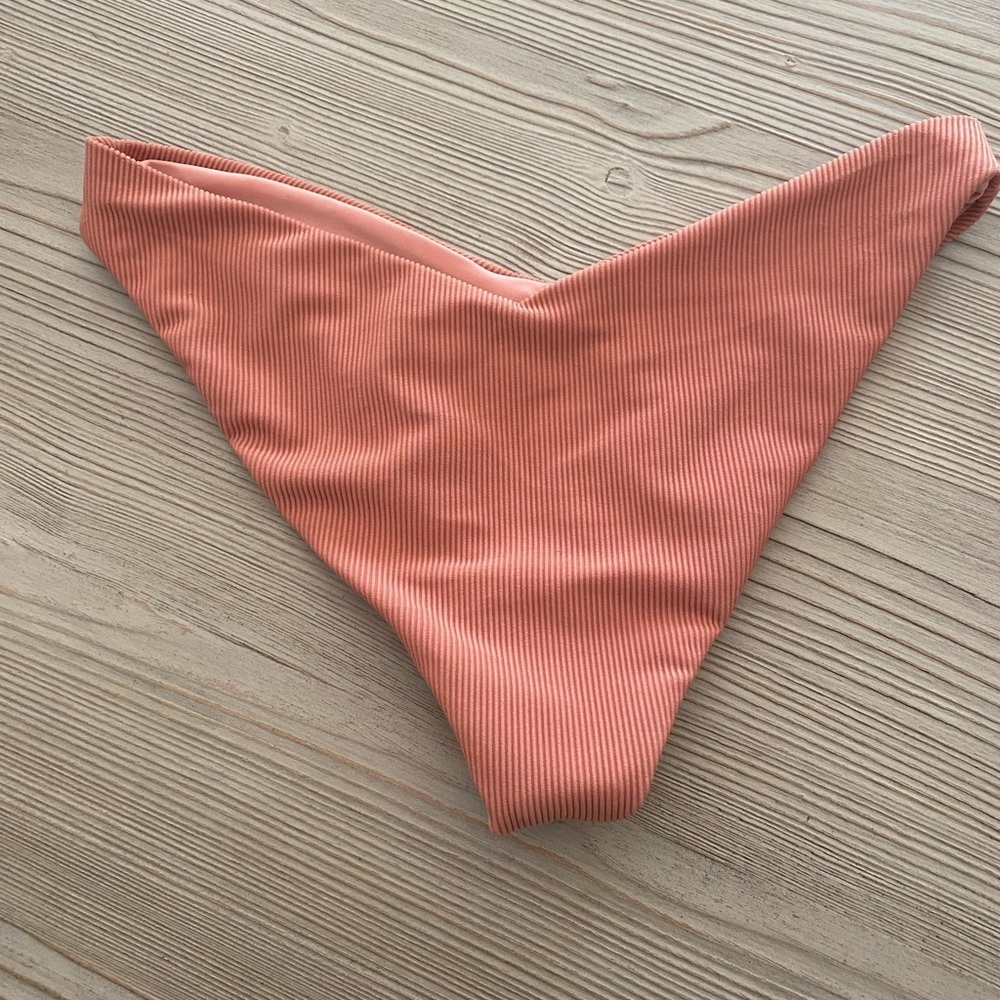 Beach Riot  Ribbed Bikini Bottom - Picture 2 of 3